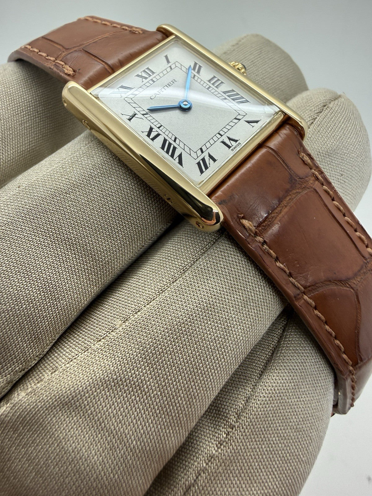 Vintage Cartier Tank Louis 18k Yellow Gold 23mm Quartz Ladies Watch W1512856