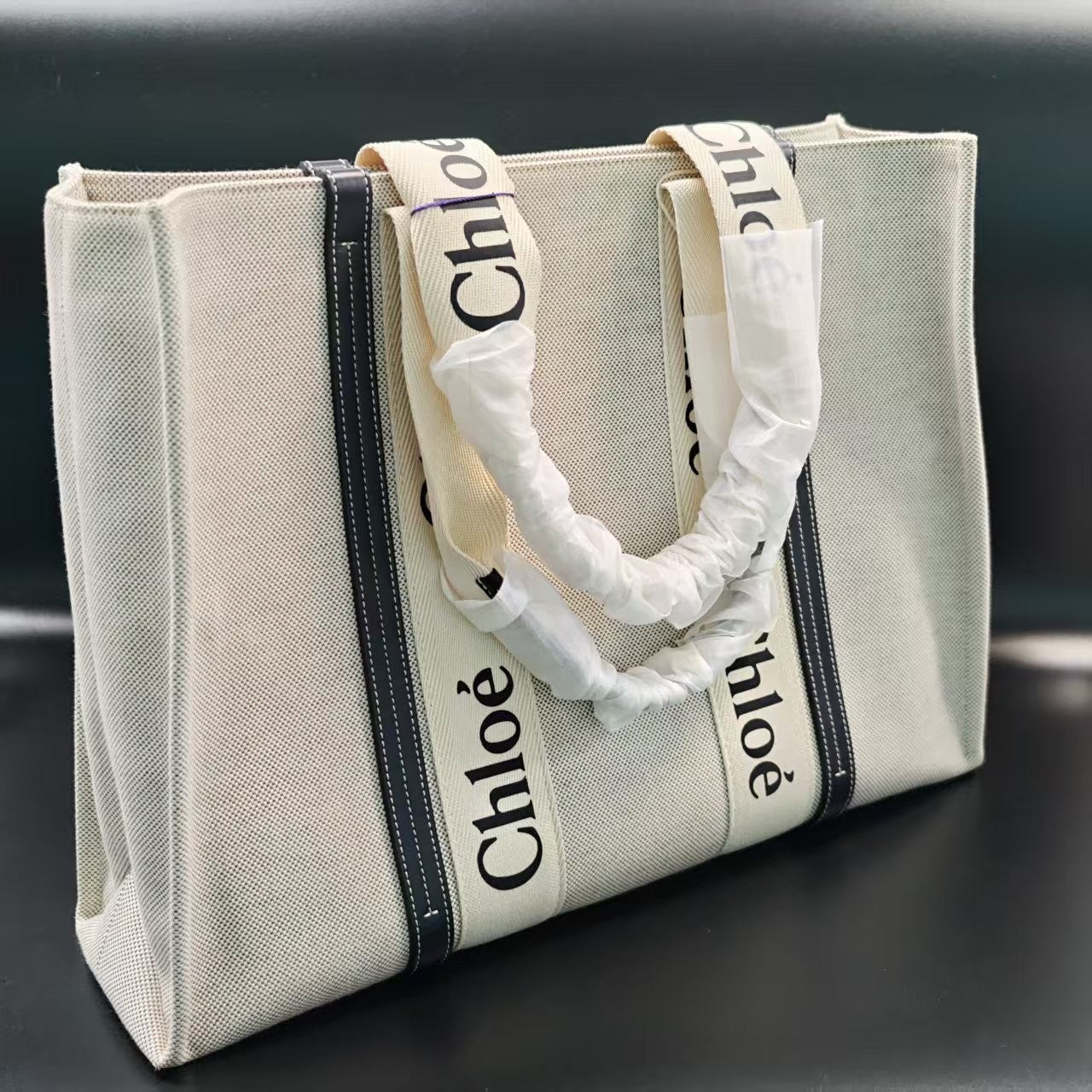 Chloé Woody Large Canvas Tote Bag with Leather Trim Canvas Logo Strap Auth