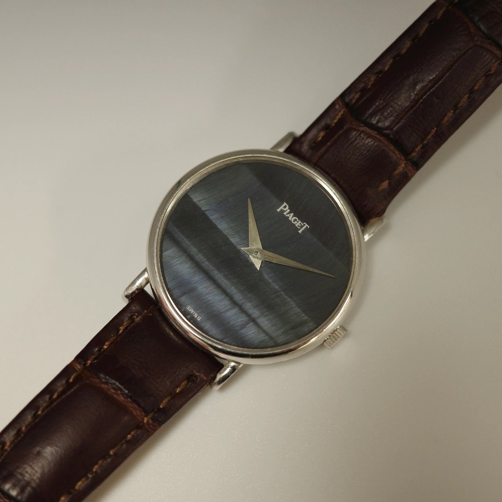 Piaget 9015 18K White Gold Hawk’s Eye Dial Vintage Ultra-Thin Watch