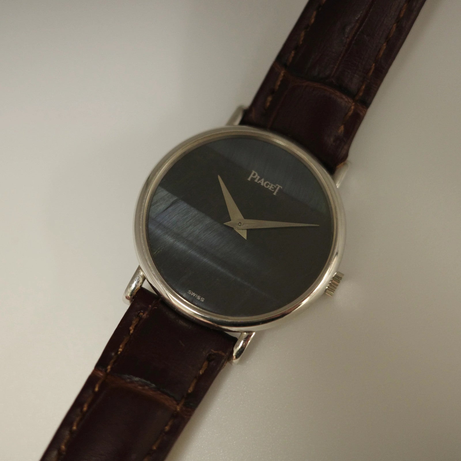 Piaget 9015 18K White Gold Hawk’s Eye Dial Vintage Ultra-Thin Watch