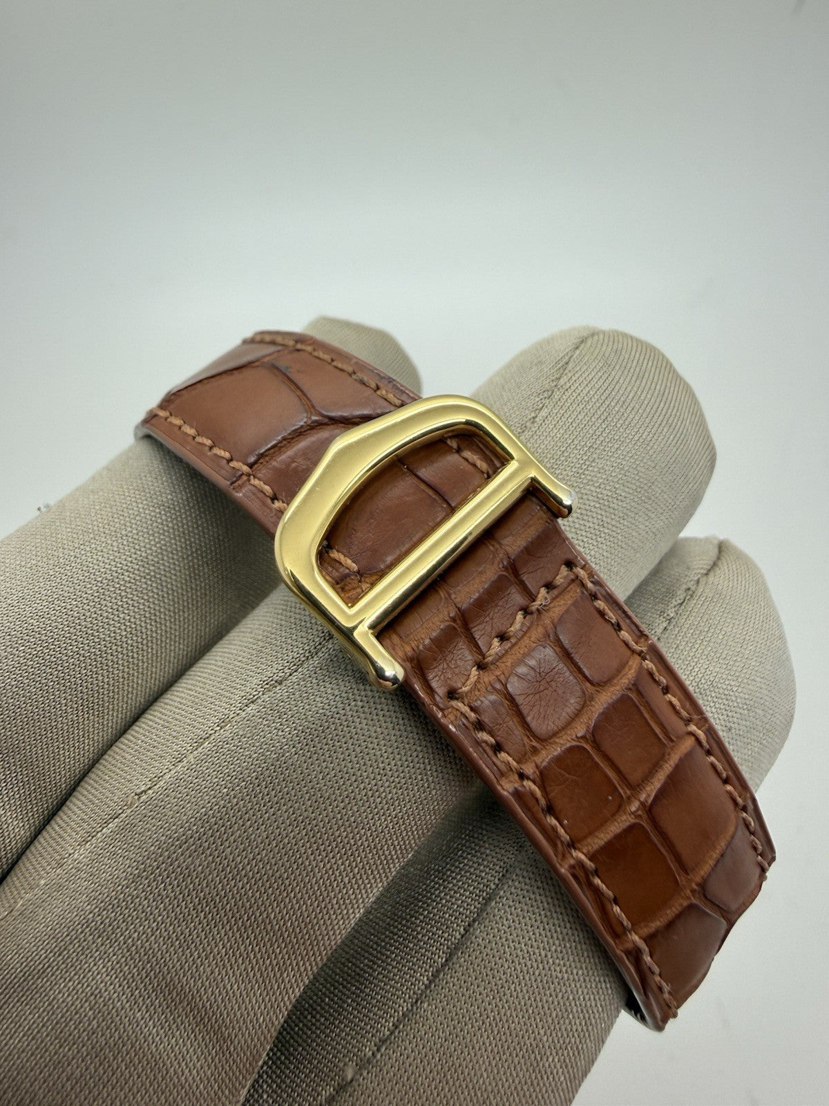 Vintage Cartier Tank Louis 18k Yellow Gold 23mm Quartz Ladies Watch W1512856